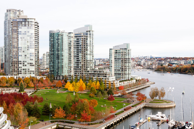 Illustration for article titled Pics from the (Bridge)side: 2016-10-23 Over Granville Street Bridge